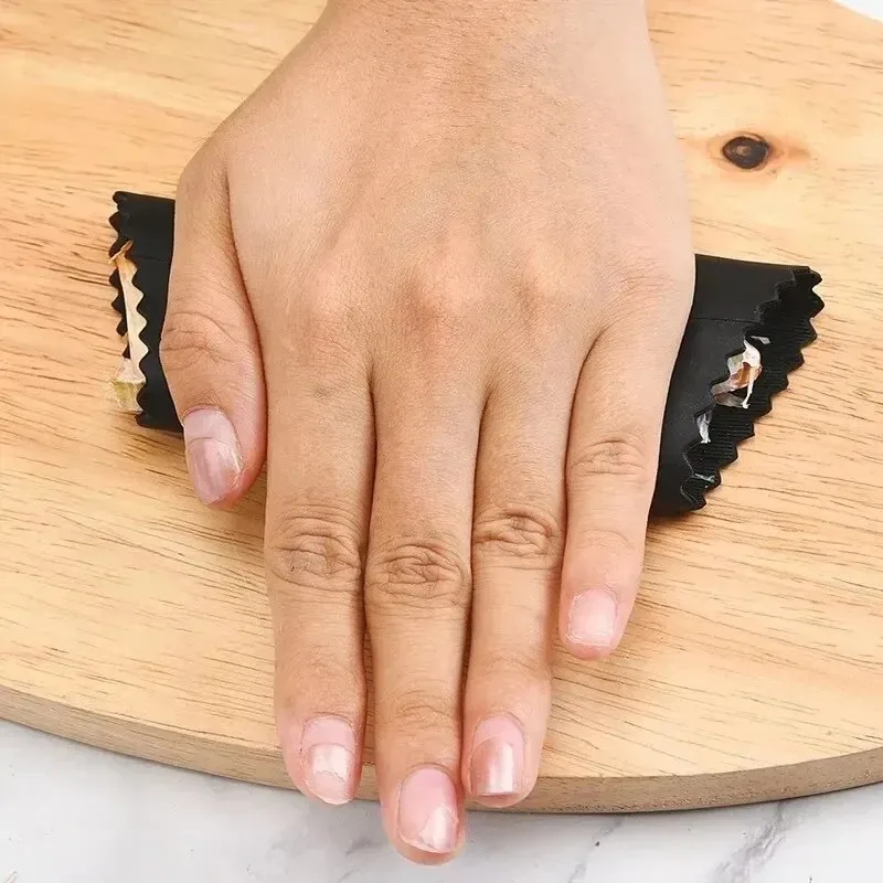 Descascador de alho tubo desca - Kitchen Gadgets Useful avaliação e preço